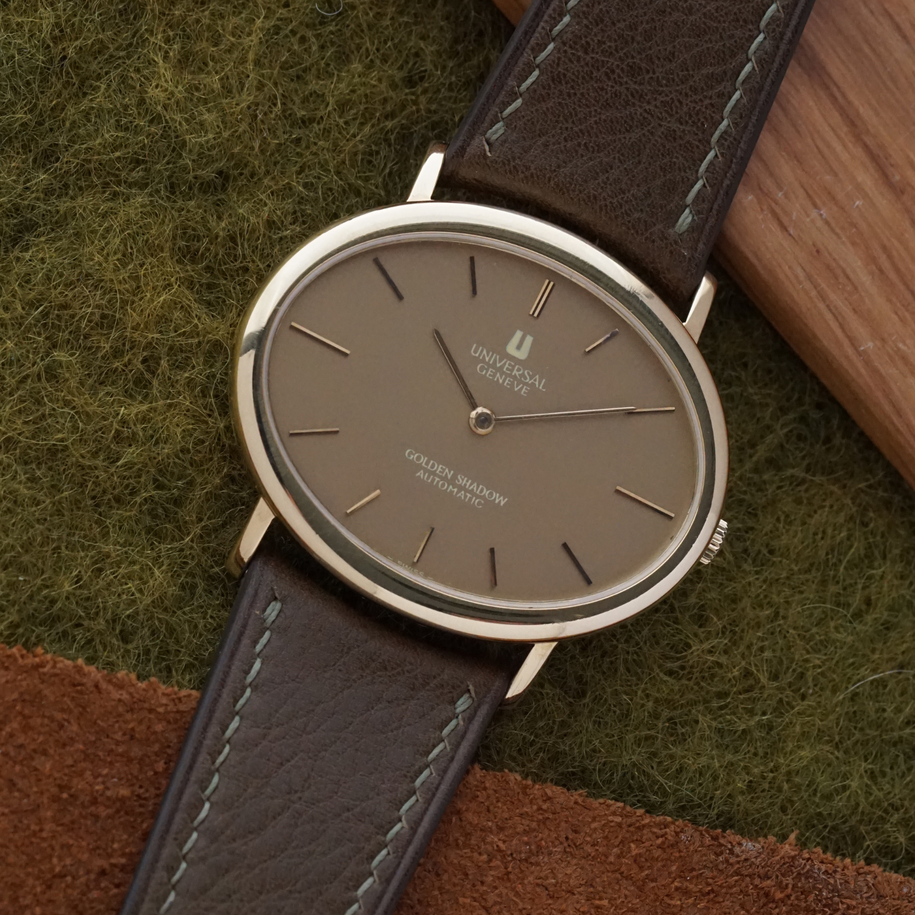 Universal Geneve Golden Shadow 18K Gold Automatic Oval Dress Watch 1970s