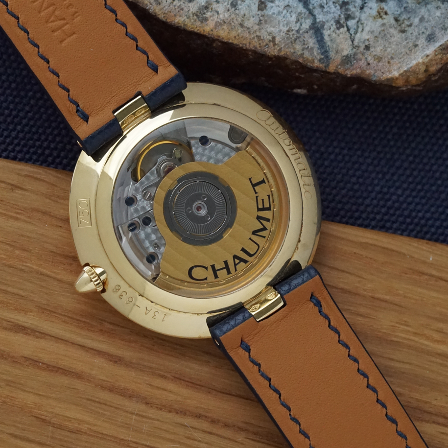 Chaumet Date Pebble Automatic 18k Yellow Gold
