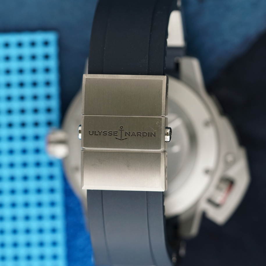 Ulysse Nardin Diver Deep Dive Hammerhead Shark Titanium Blue Dial