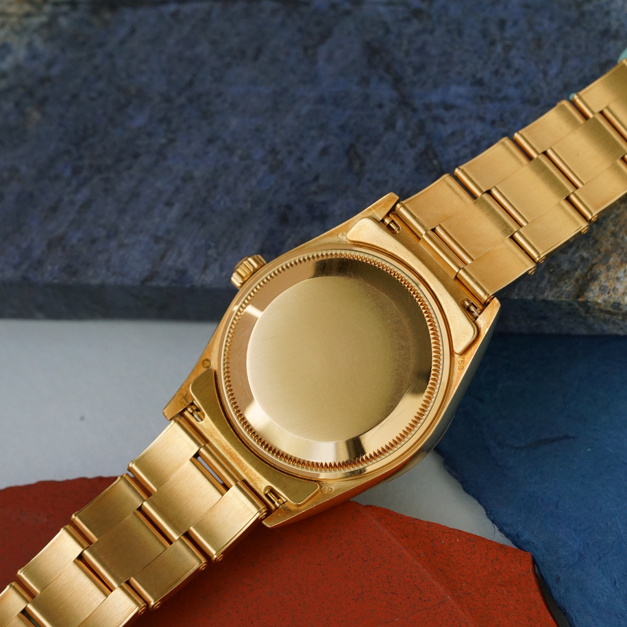Rolex Date 15238 Oyster Bracelet 18k Yellow Gold circa 2003