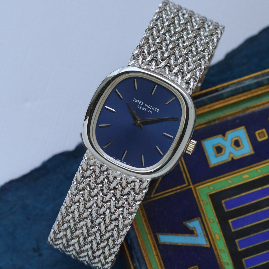 Vintage Patek Philippe Ellipse 4223/1 18k White Gold Bracelet Manual Wind 1970s
