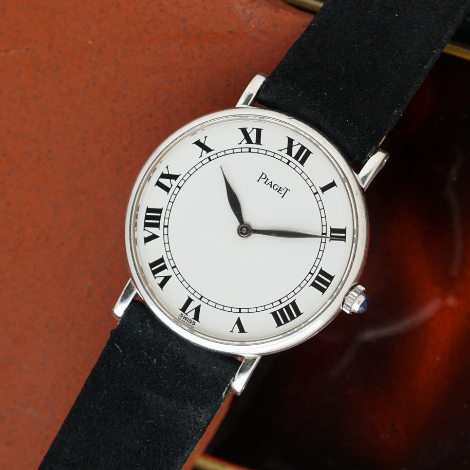 Vintage Piaget Ref. 9015 18k White Gold Manual Wind 27mm, Circa 1970s