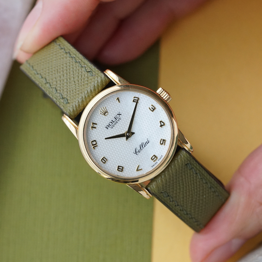 Rolex Cellini Ref. 6111 18k Yellow Gold Mother-of-Pearl Dial Quartz Circa 2007