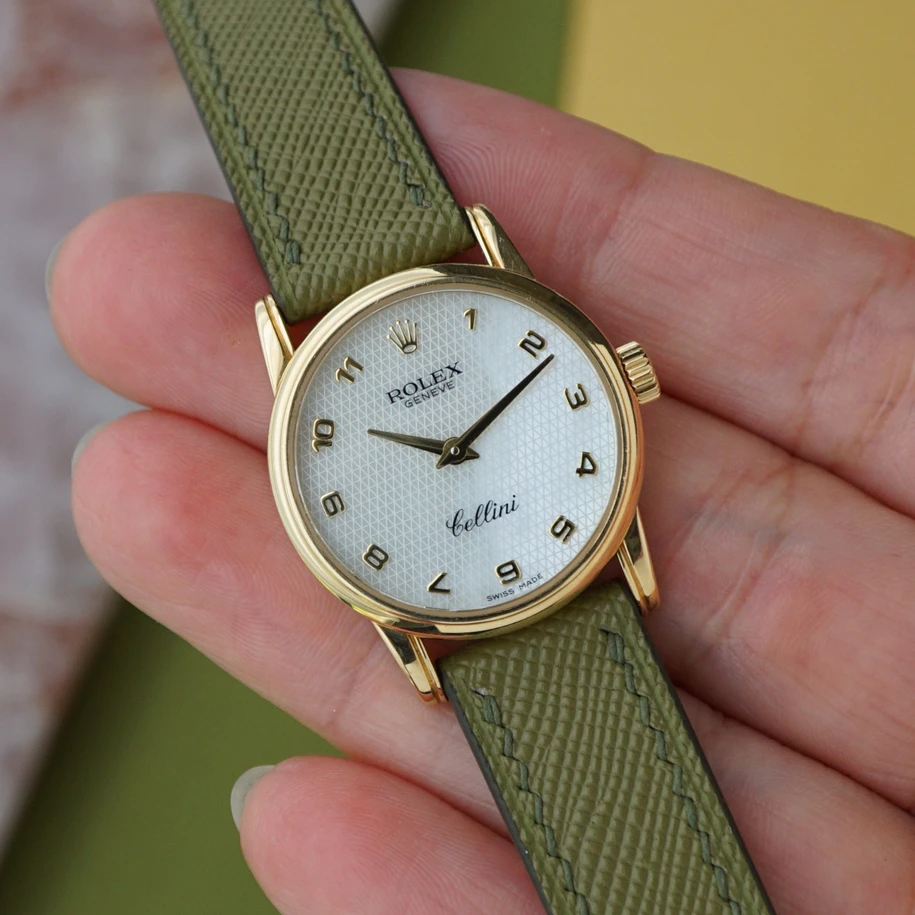 Rolex Cellini Ref. 6111 18k Yellow Gold Mother-of-Pearl Dial Quartz Circa 2007