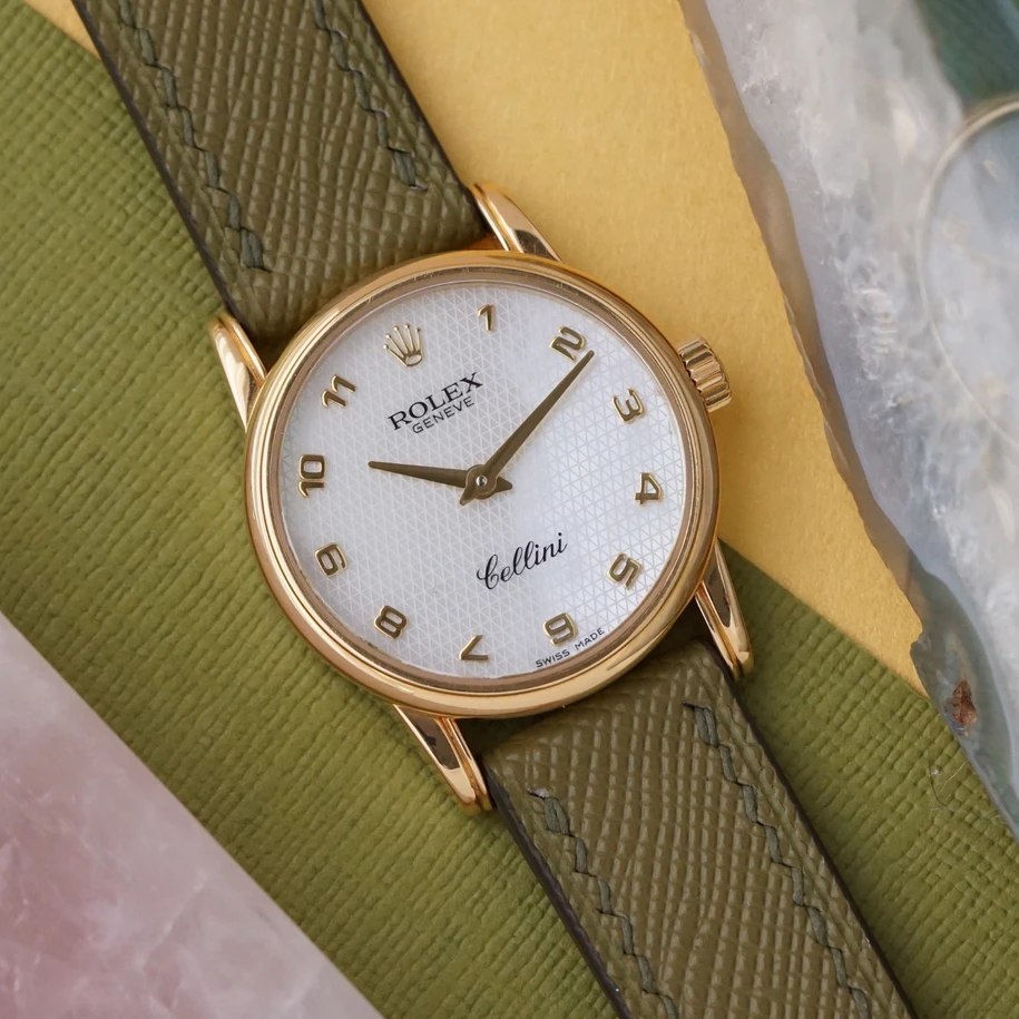 Rolex Cellini Ref. 6111 18k Yellow Gold Mother-of-Pearl Dial Quartz Circa 2007
