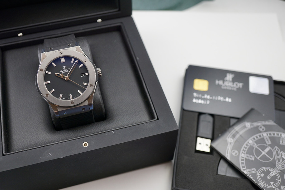 HUBLOT 511.2X.1170.RX CLASSIC FUSION 45 MM w/BOX &CARDS