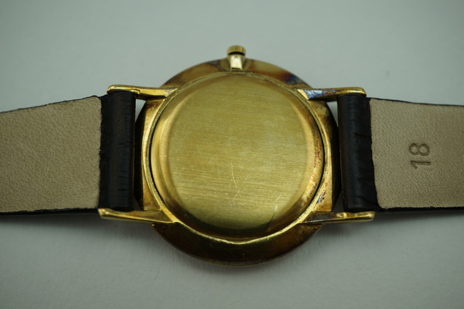 Vacheron Constantin 6115 9 Douzieme thin dress watch 18k yellow gold c. 1960's original for sale houston fabsuisse