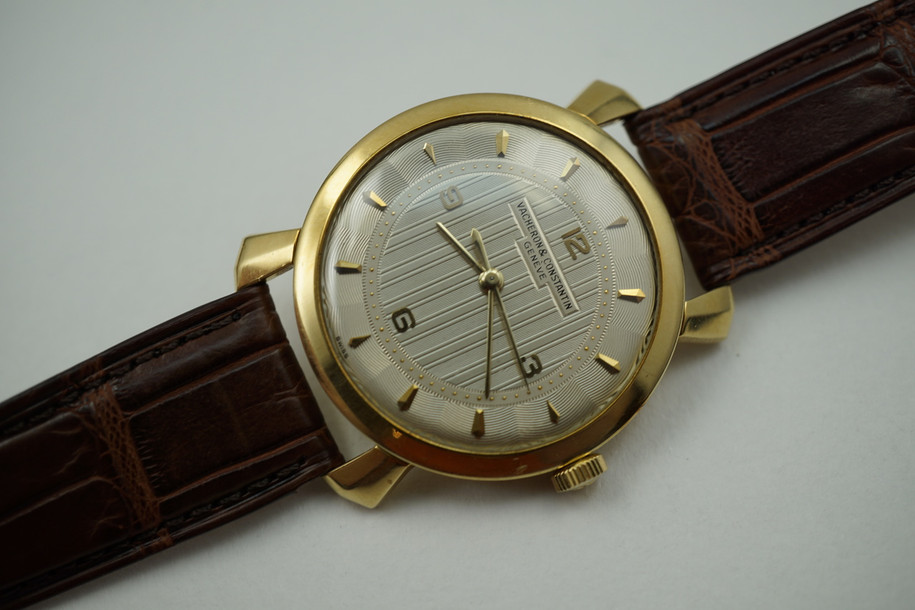 Vacheron Constantin sweep vintge 18k yellow gold Guilloche dial dates 1945-50 all original pre owned for sale houston fabsuisse