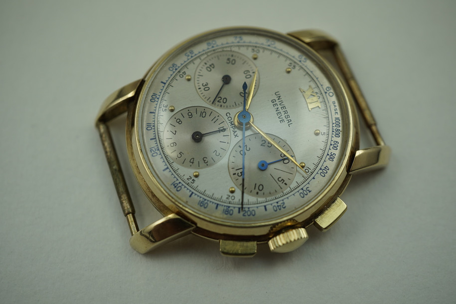 Universal Geneve Compax Chronograph c. 1950's yellow gold vintage pre owned for sale houston fabsuisse