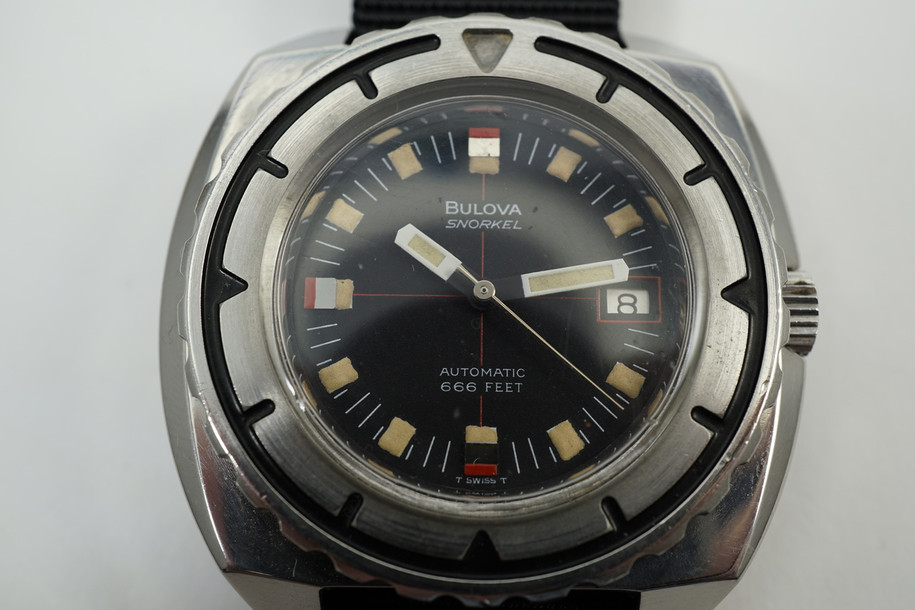 Bulova 3-209639 Snorkel 666ft. stainless steel divers watch cool vintage design automatic movement pre owned for sale houston fabsuisse