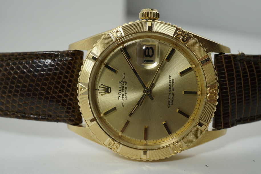 Rolex 1625 Thunderbird Datejust 18k yellow gold almost NOS dates 1965 vintage pre owned automatic for sale houston fabsuisse