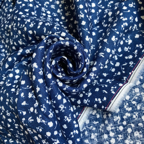 145gsm dark blue ditsy print linen, by metre