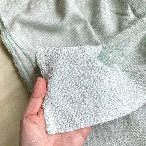 151gsm peppermint ice basket-weave cotton, last 1.7m