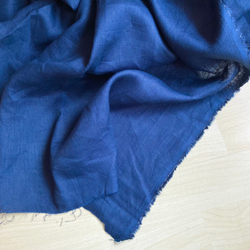 122gsm medium blue linen, by metre