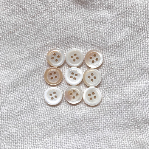 Shell buttons (11mm #1)