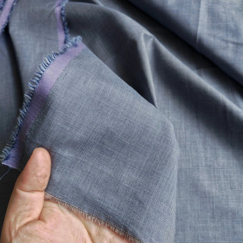 95gsm two-tone shirting, last 1.65m