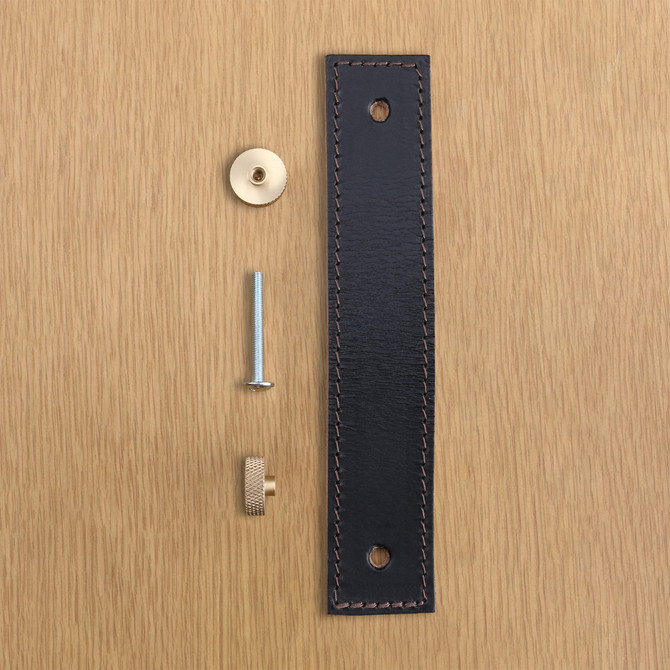 Black Leather Handle With Knurling Fixing - Brass