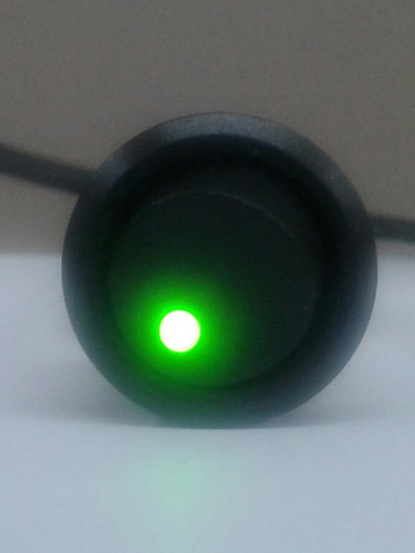 Round Rocker Single Pole On-Off Green Dot LED