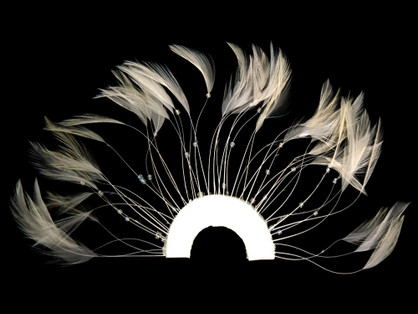 1 Piece - Ivory Half Beaded Pinwheel Stripped Rooster Hackle Feather Pads