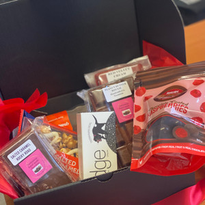 Chocolate over-load hamper (CH03) Chocolate over-load hamper (CH03)