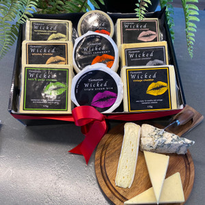 Cheese Gift hamper (8 cheeses and fruit paste-WCHX8) Cheese Gift hamper (8 cheeses and fruit paste-WCHX8)