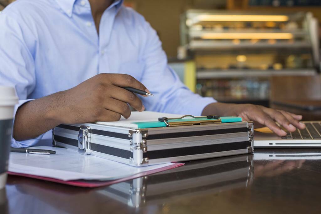 Writing on a clipboard