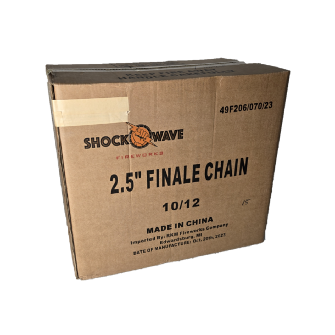 2.5" FINALE CHAIN - 4 TITANIUM SALUTE W/ LARGE RISING RED TAIL, 4 TITANIUM SALUTE W/ LARGE RISING WHITE TAIL, 4 TITANIUM SALUTE W/ LARGE RISING BLUE TAIL 10/12