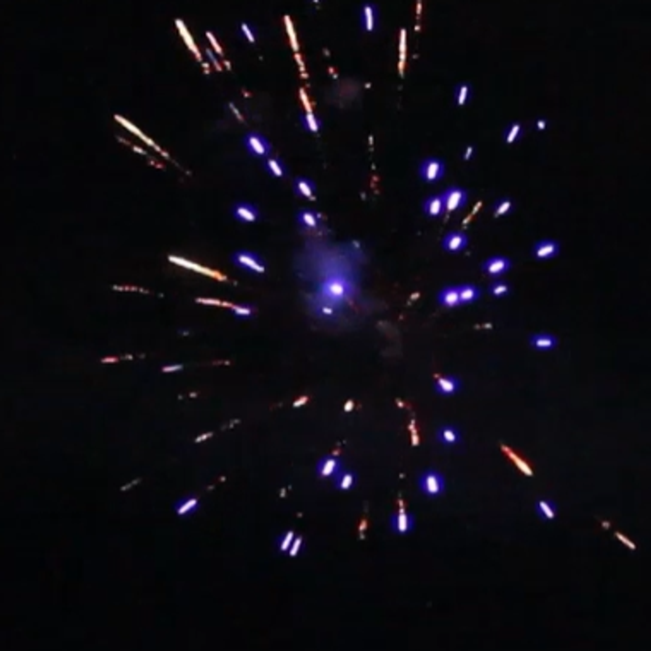 CAKE - 25 SHOT MINE TO PEONY FINALE ASSORTMENT - RED/WHITE/BLUE/BROCADE 3 CAKES EACH EFFECT 4/1 CAKE - 25 SHOT MINE TO PEONY FINALE ASSORTMENT - RED/WHITE/BLUE/BROCADE 3 CAKES EACH EFFECT 4/1