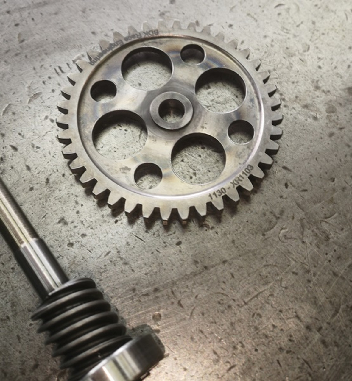 TR750 / GT750 WATER PUMP SHAFT GEAR