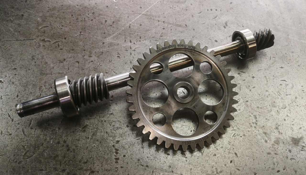 TR750 / GT750 WATER PUMP SHAFT GEAR