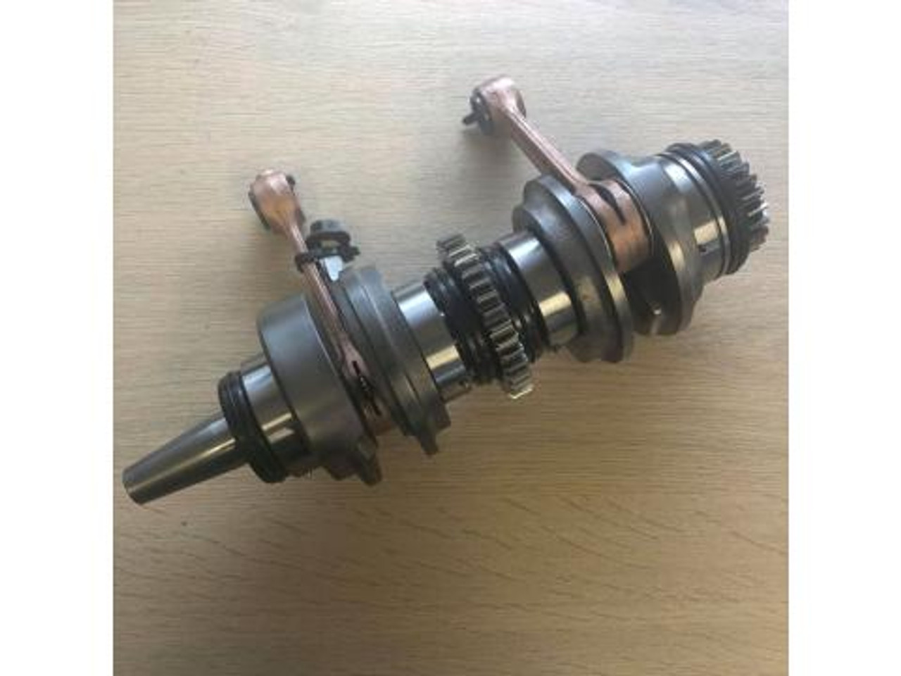 Crank Rebuild labour Cost for all twin cylinder motorcycles, the crank is cleaned, rebuilt and balanced to higher accuracy than manufacturer specification. Shipping Cost is for return shipping.