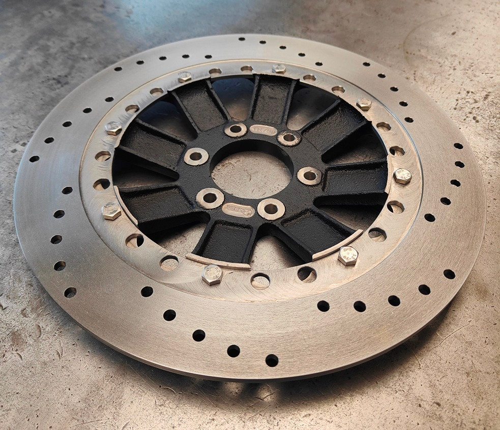 Suzuki GT750/TR750 Race / Sports front brake disc assembly