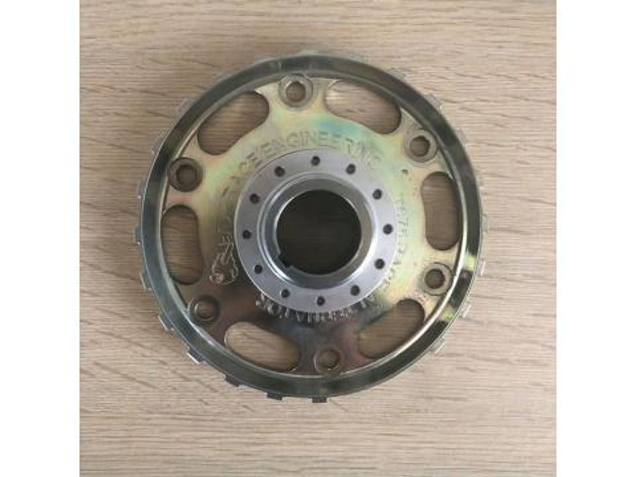 Rotor T675 06-13
Lightweight generator rotor assembly. 
Replacement part for Triumph T675 2006 to 2012, Rotor and Magnet are pre assembled..