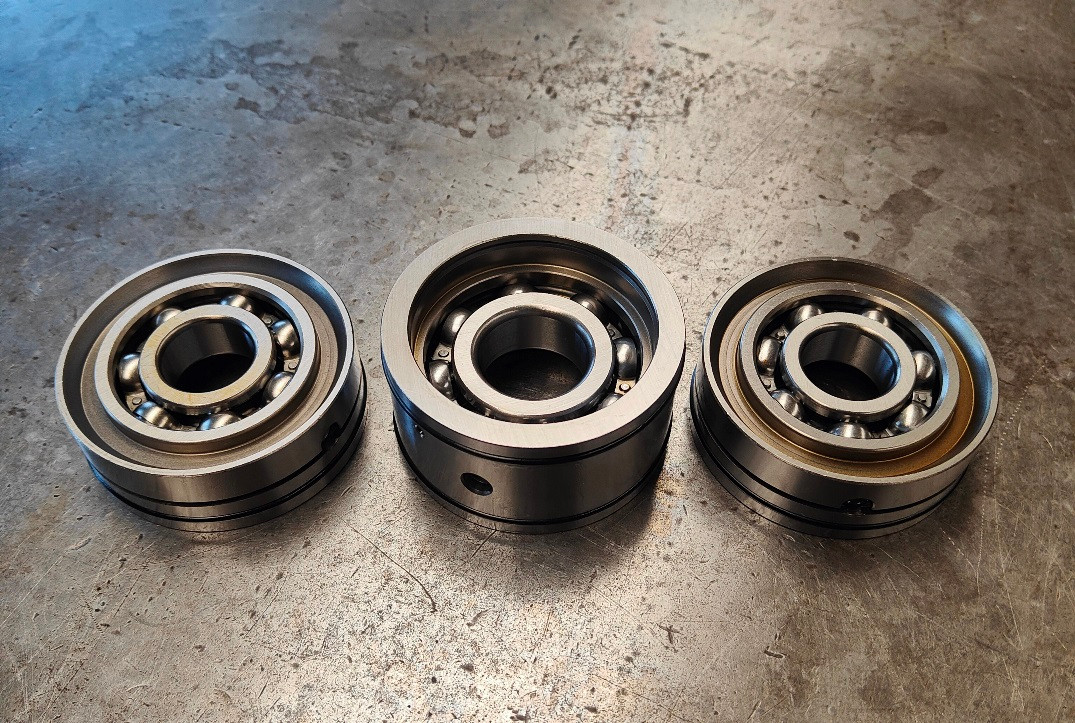 Suzuki GT500/T500 Crankshaft Bearings