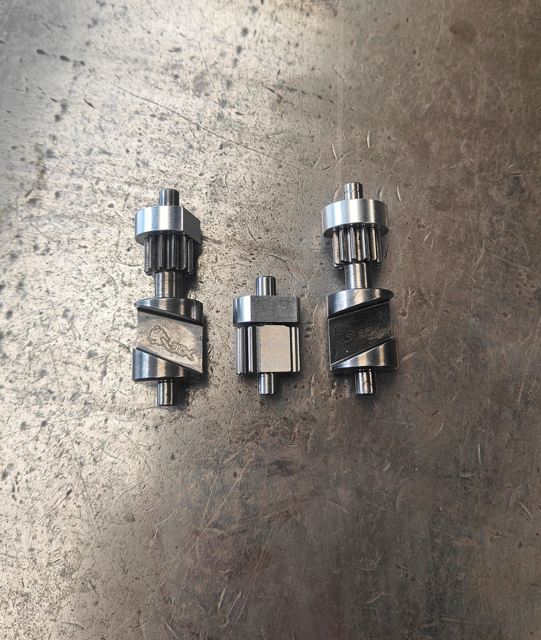 Kawasaki KX125 1990-1991 H1 H2 steel KIPS valves and idler gear