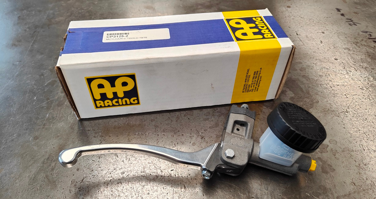 AP レーシング クラッチマスター CP-3125 5/8 AP Racing Adjustable Ratio Classic Race Front Master Cylinder CP3125-2