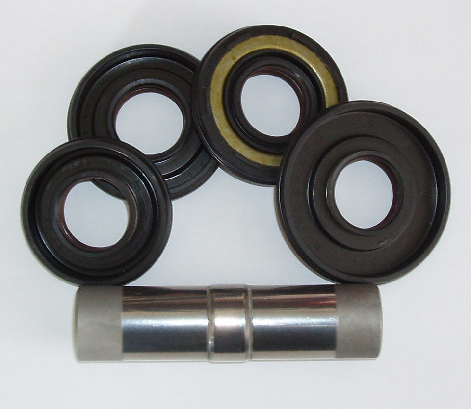 KR1 / KR1S CRANK CENTRE SHAFT / PIN & SEALS KIT FOR CRANK RECON
