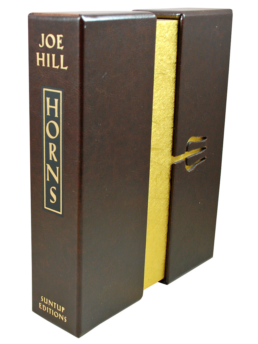Joe Hill "Horns" Signed Limited Edition No. 115  of 250 w/Limited Promotional Art Kit