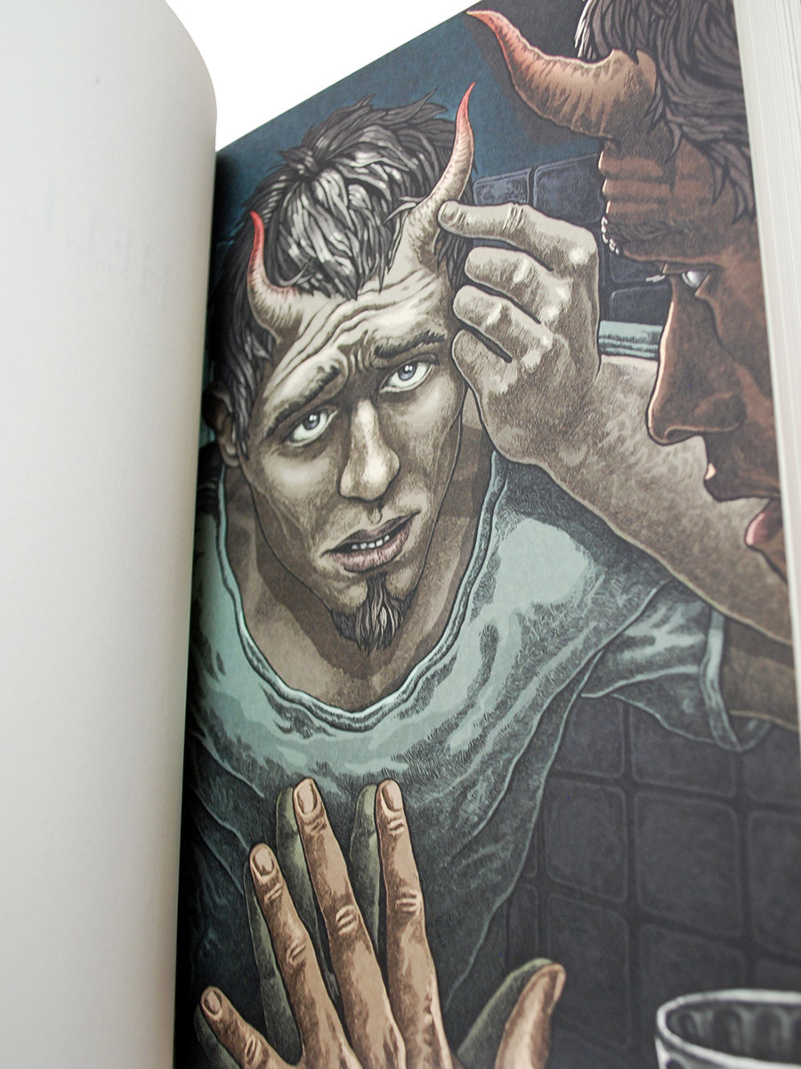 Joe Hill "Horns" Signed Limited Edition No. 115  of 250 w/Limited Promotional Art Kit