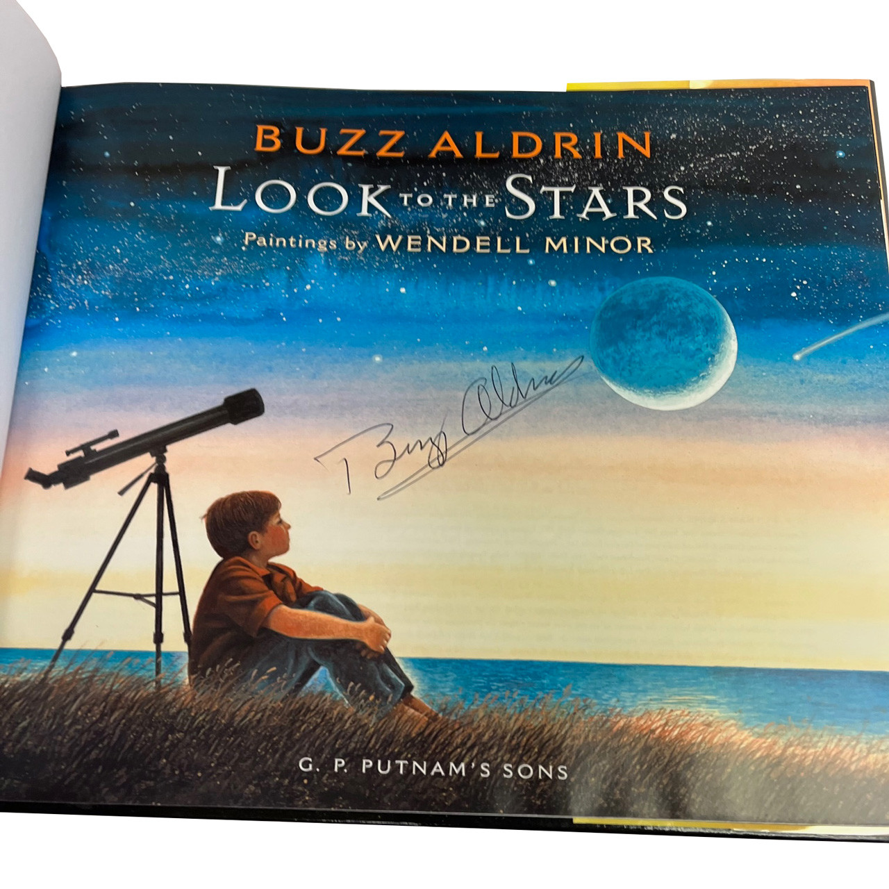 Buzz Aldrin "Look To The Stars" Signed First Edition w/COA [Fine/Fine]
