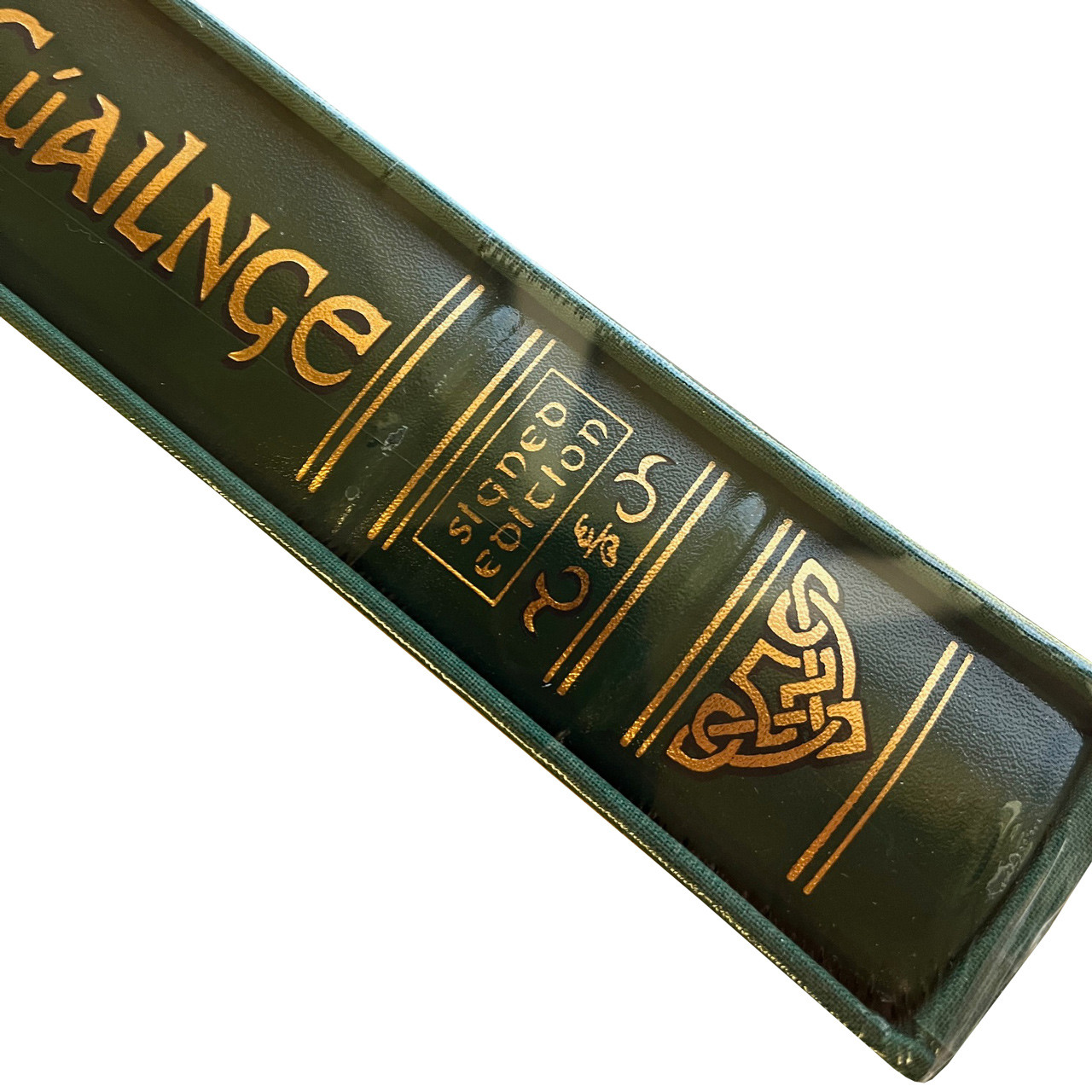 Easton Press "TAIN BO CUAILNGE" Slipcased Signed Limited Artist Edition of 1,200 [Sealed]