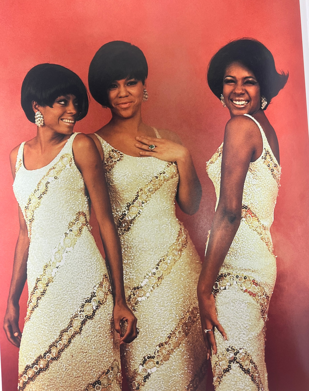 Mary Wilson "Supreme Glamour" Signed First Edition w/COA