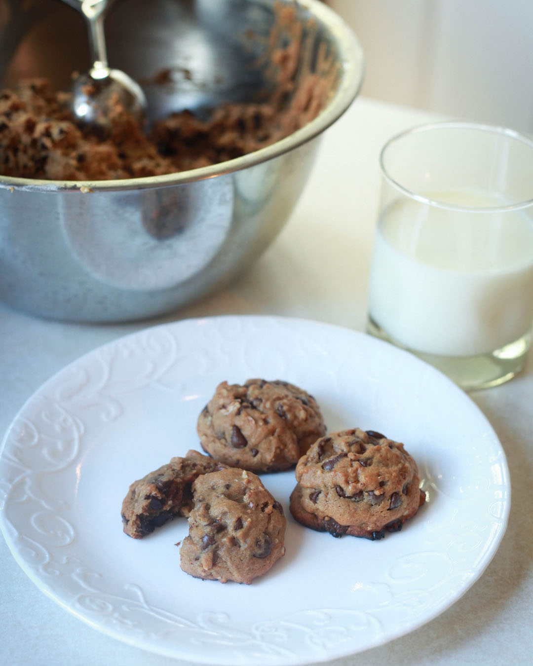 Honey Sweetened Chocolate Chip Cookies Tonn's Honey