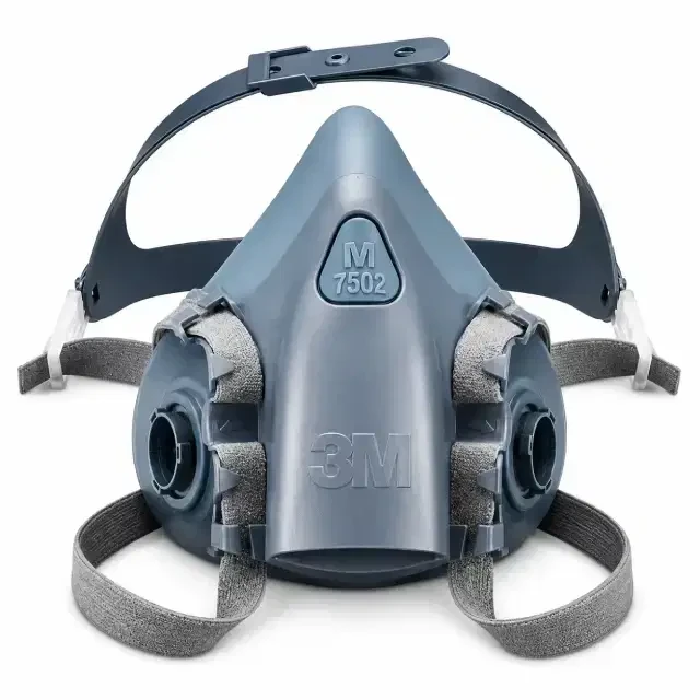 3M 7500 half-face respirator NIOSH approved