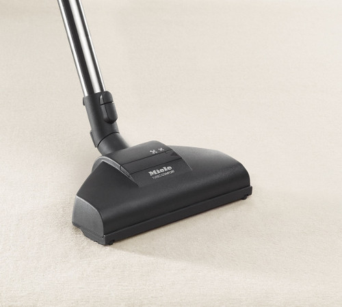Miele Compact C1 Turbo Team PowerLine | Bank's Vac