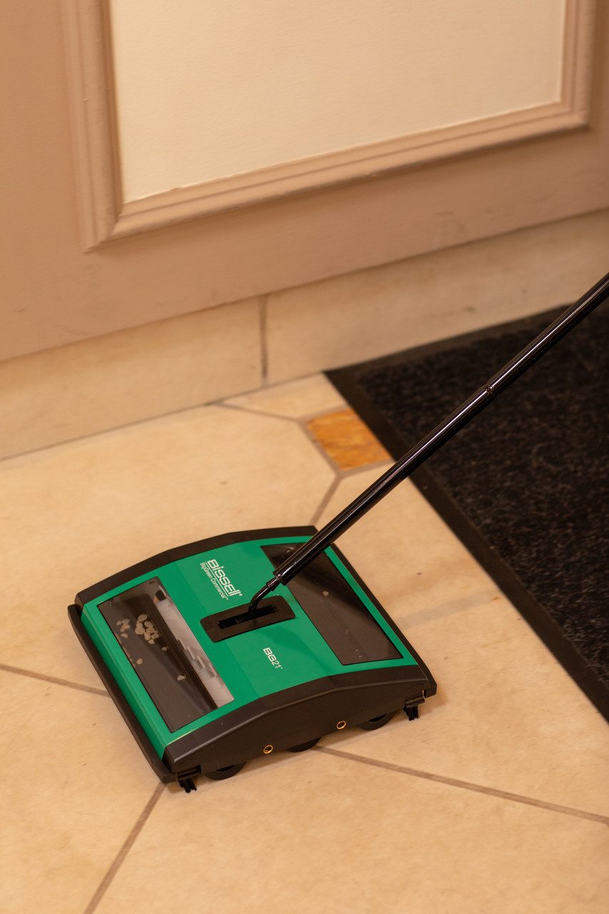 Bissell Commercial Sweeper BG21 | Bank's Vac