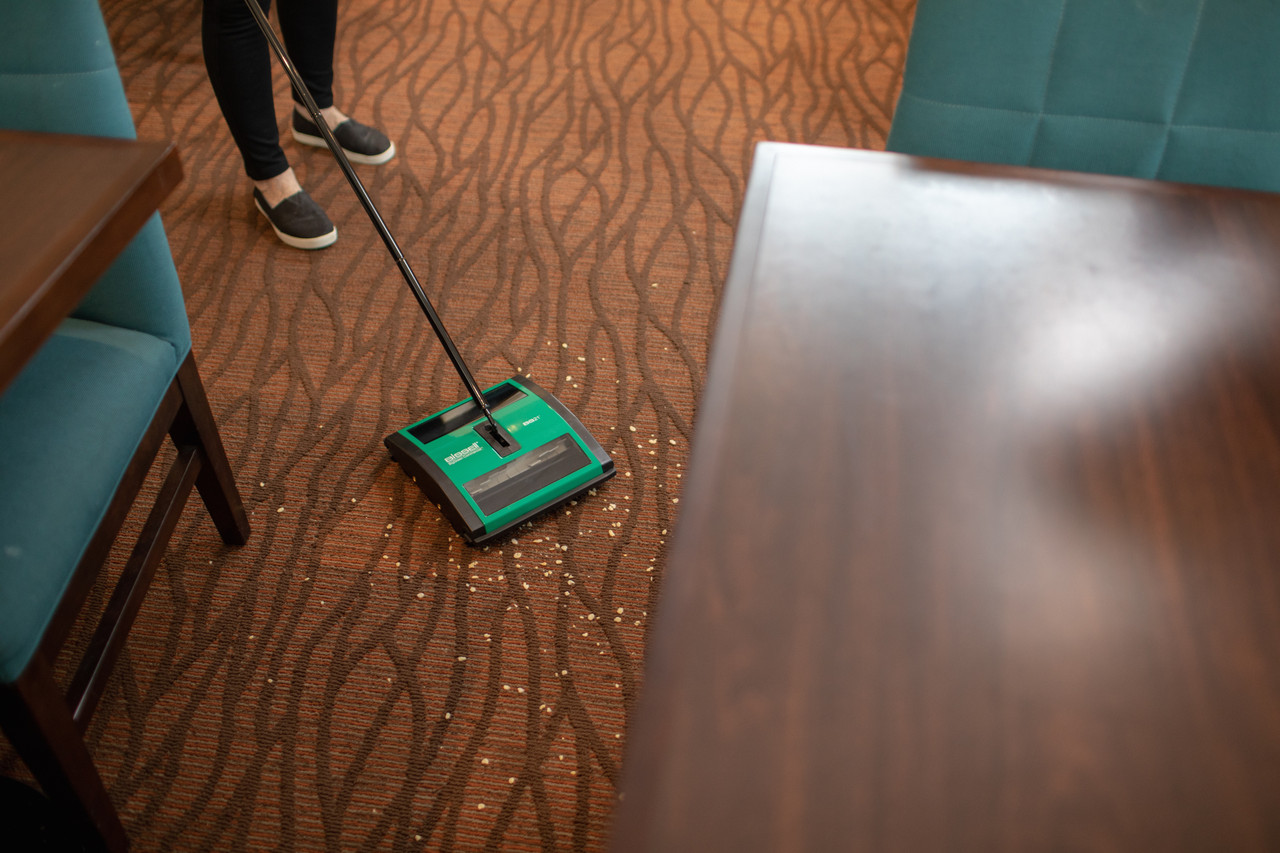 Bissell Commercial Sweeper BG21 | Bank's Vac
