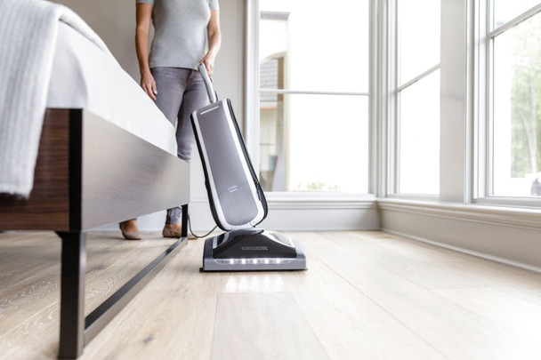 Oreck Elevate Conquer Vacuum