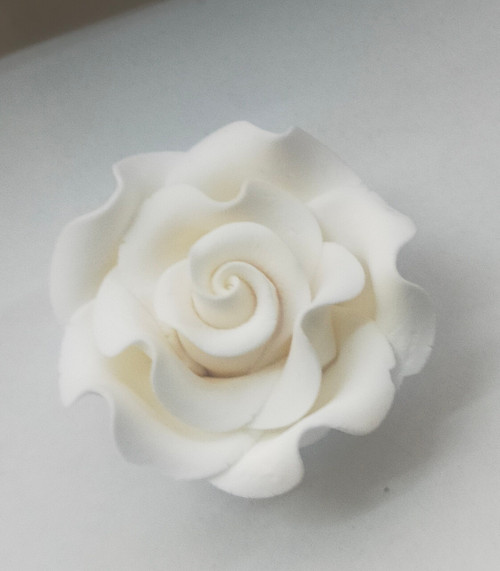 Gumpaste White Roses Gumpaste White Roses