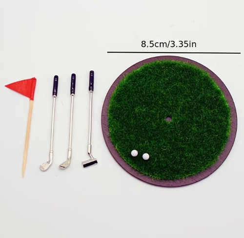 Miniature Golf Clubs & Grass   Cake Topper Set